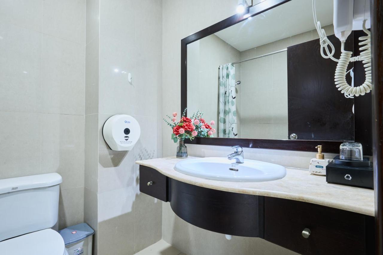 La Bonita Hotel And Apartments Хошимін Екстер'єр фото